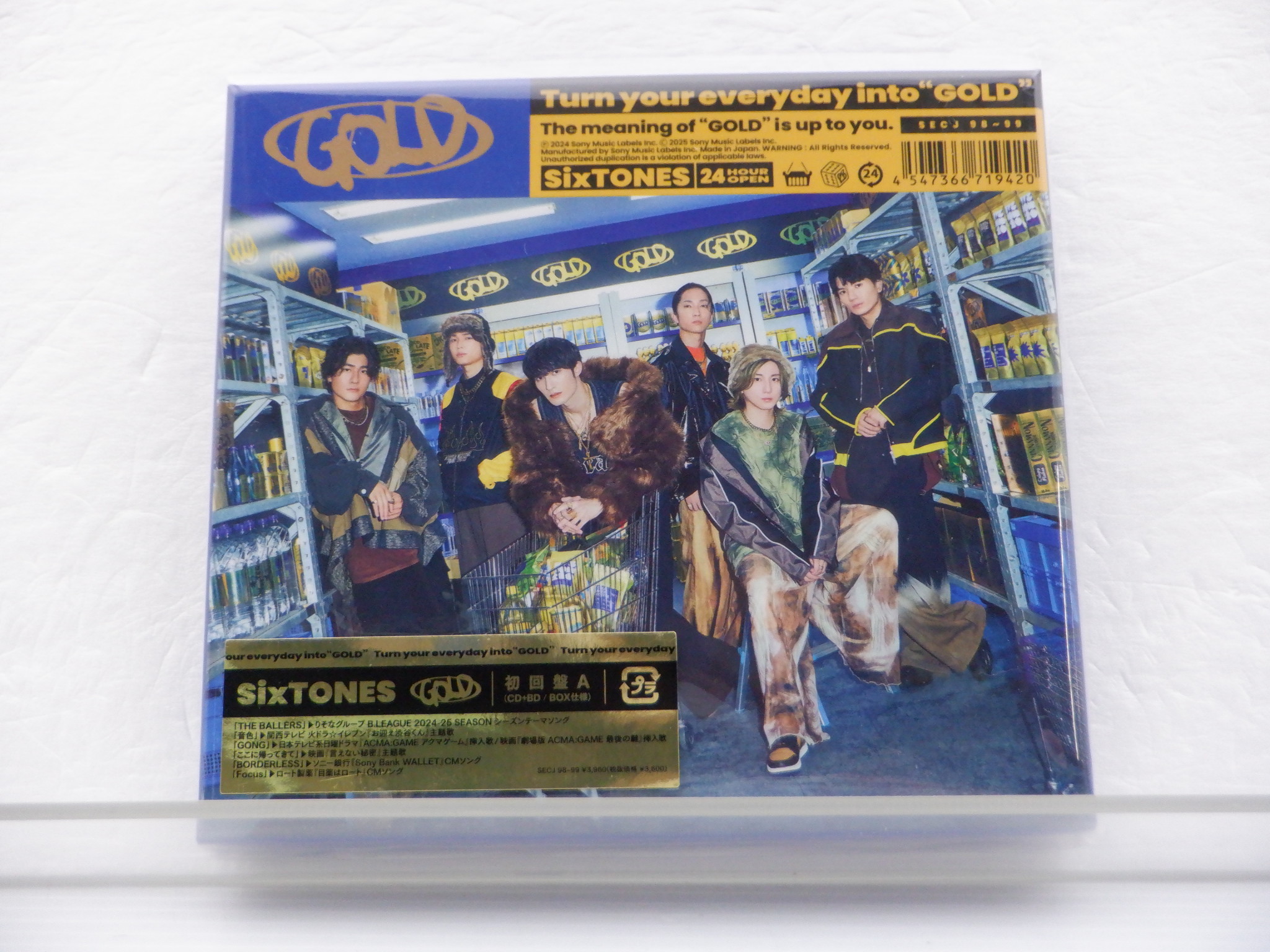 SixTONES