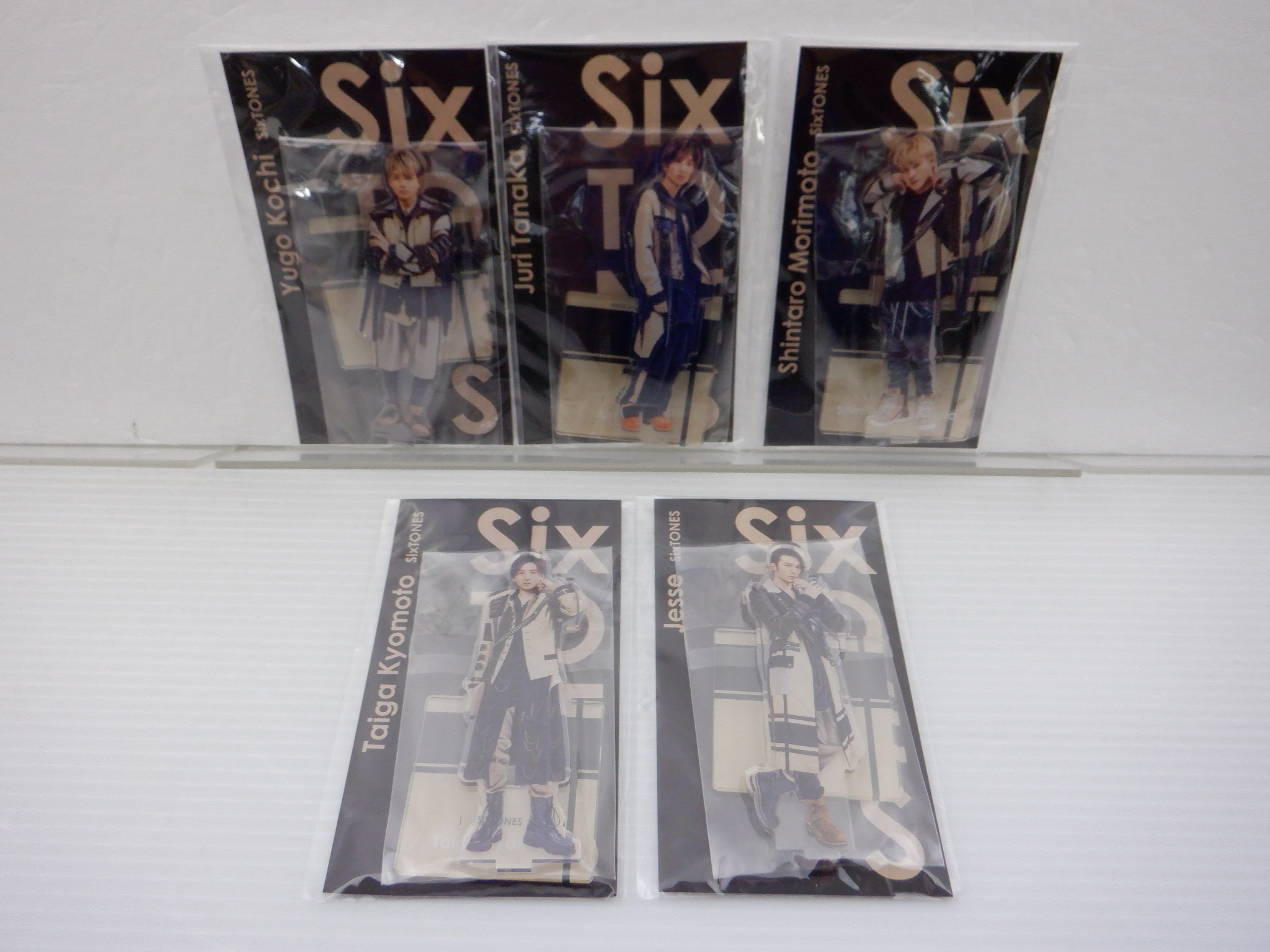 SixTONES