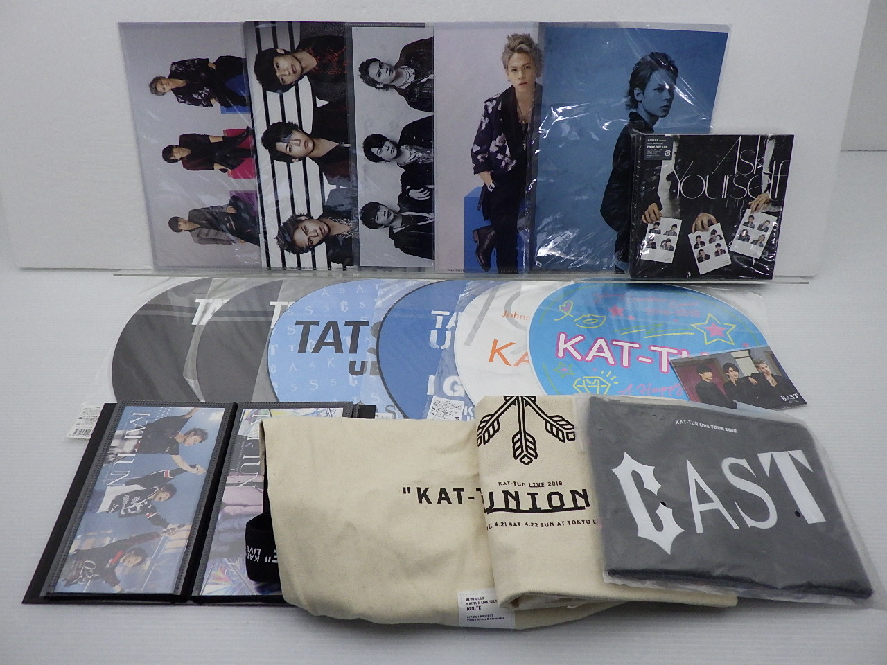 KAT-TUN