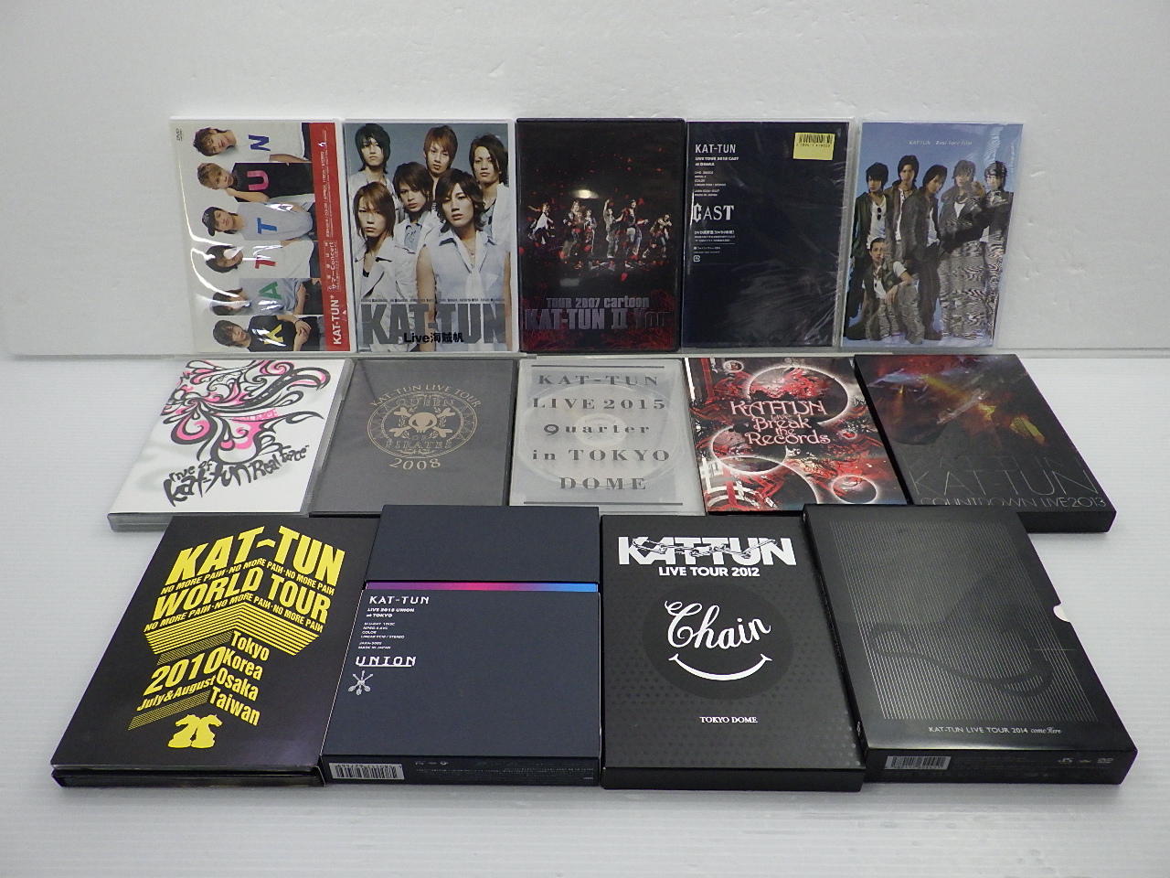 KAT-TUN