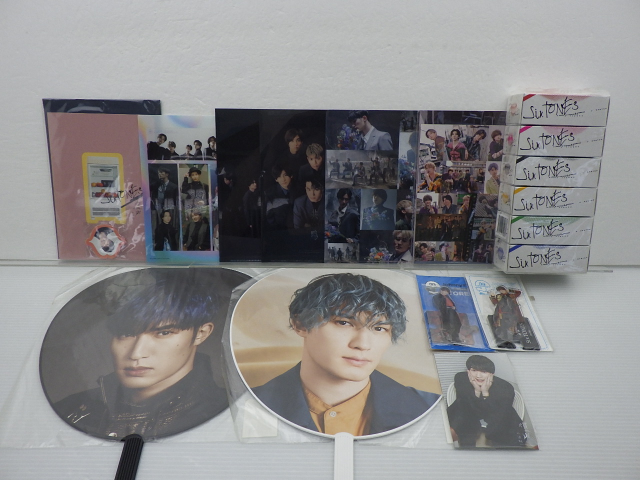 SixTONES