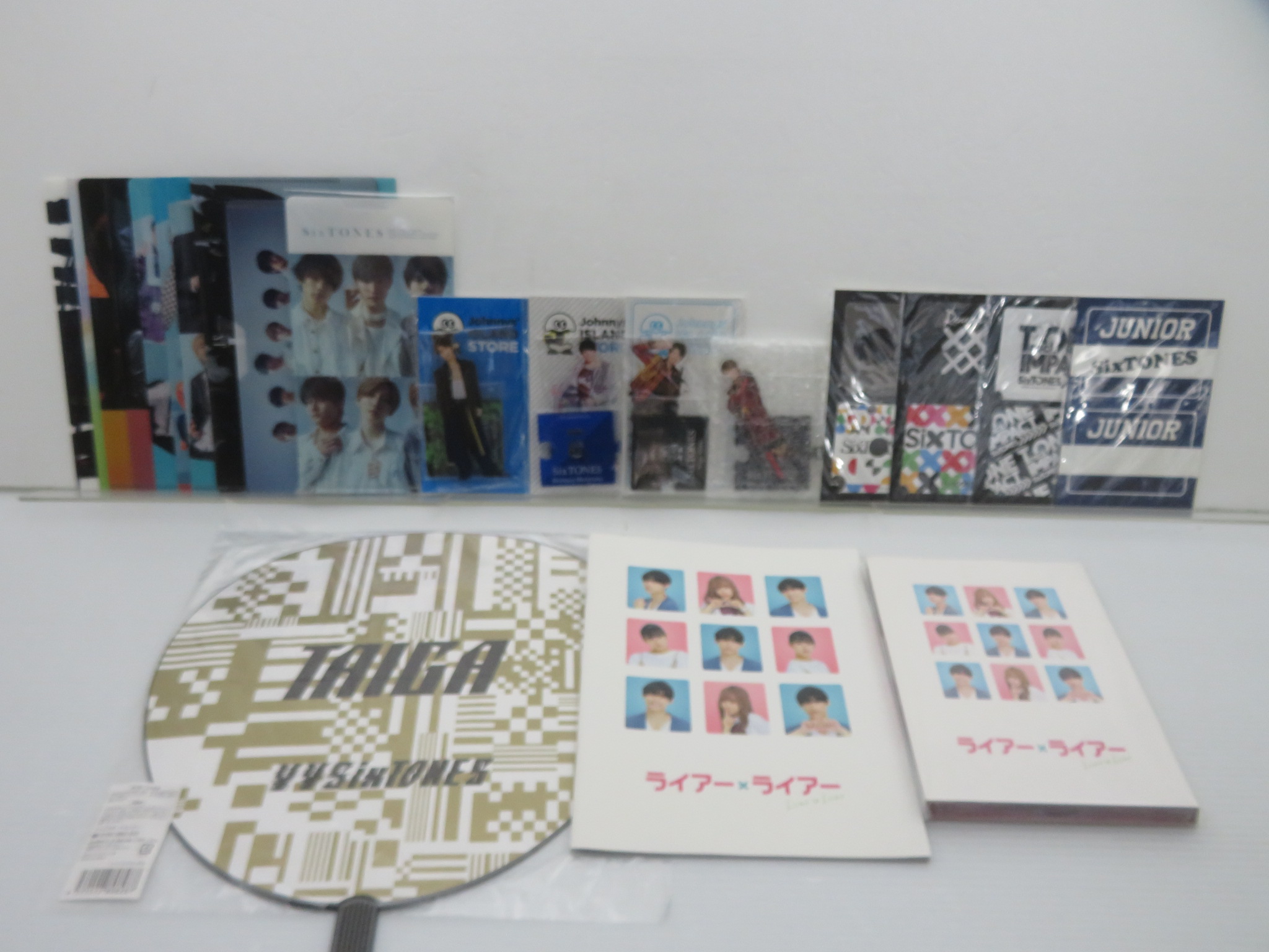 SixTONES