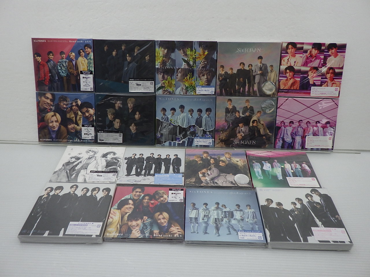 SixTONES