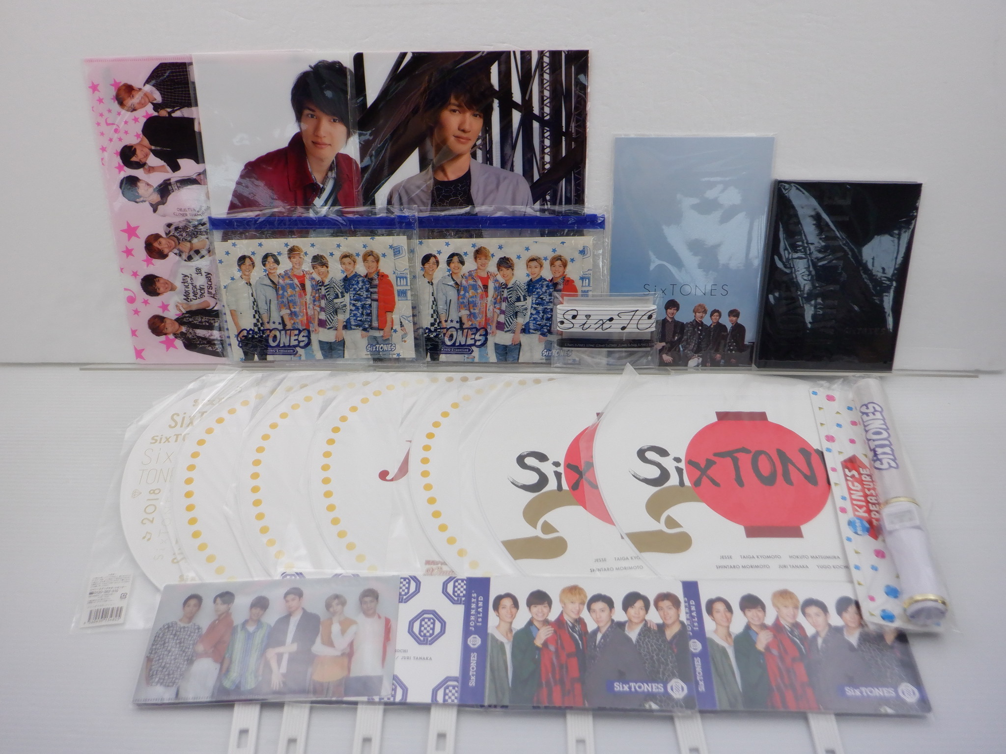 SixTONES