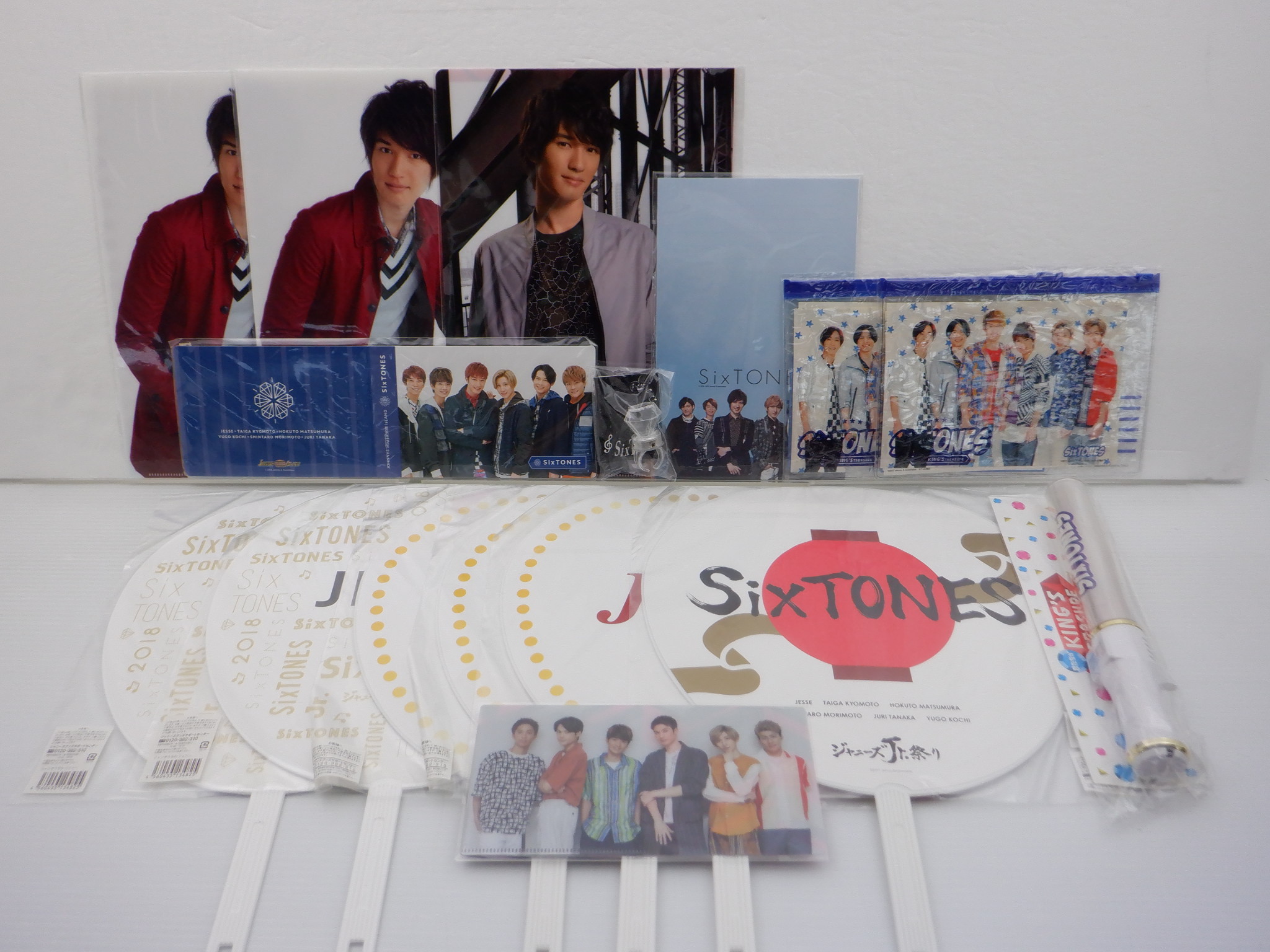 SixTONES