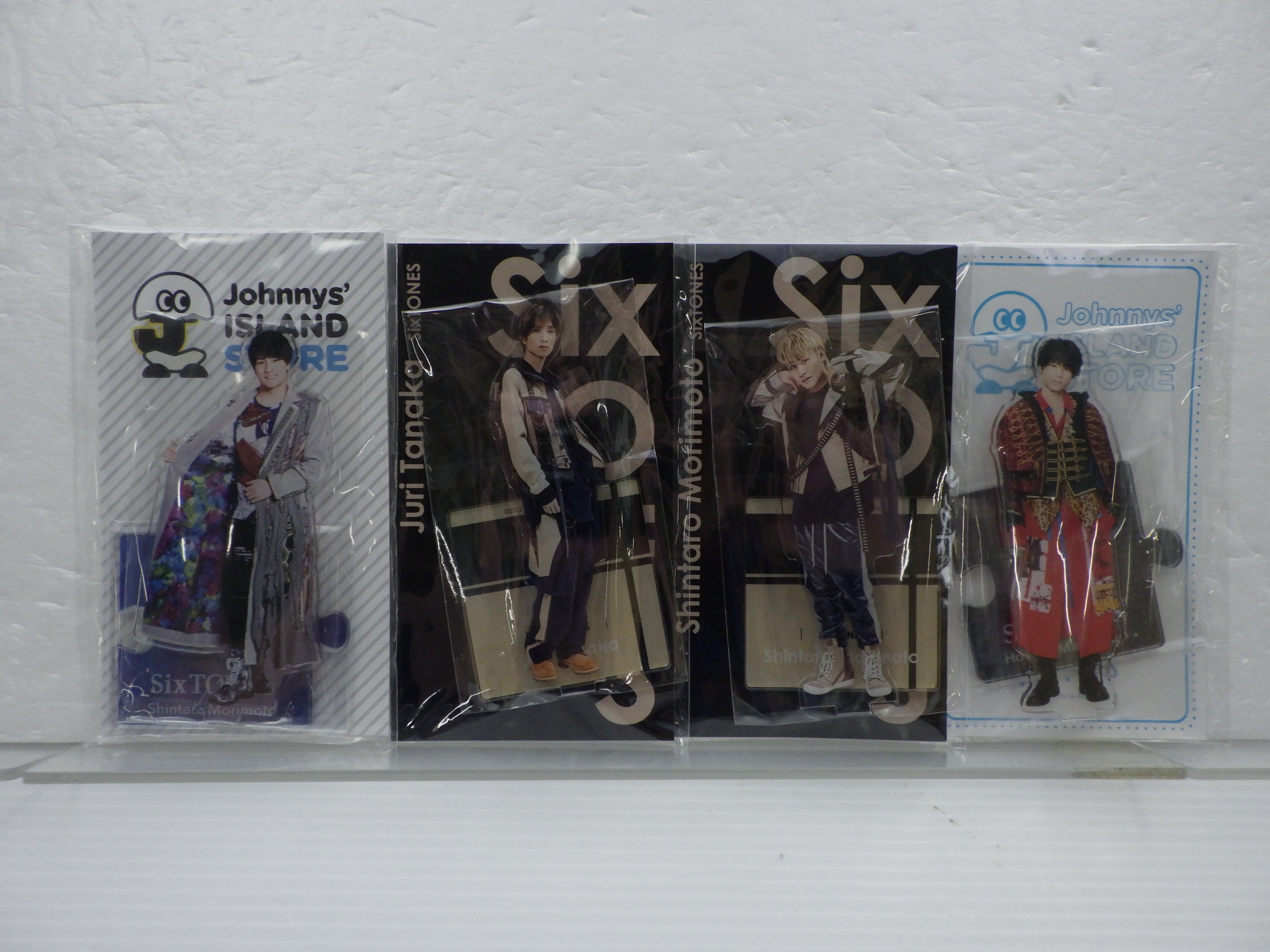 SixTONES