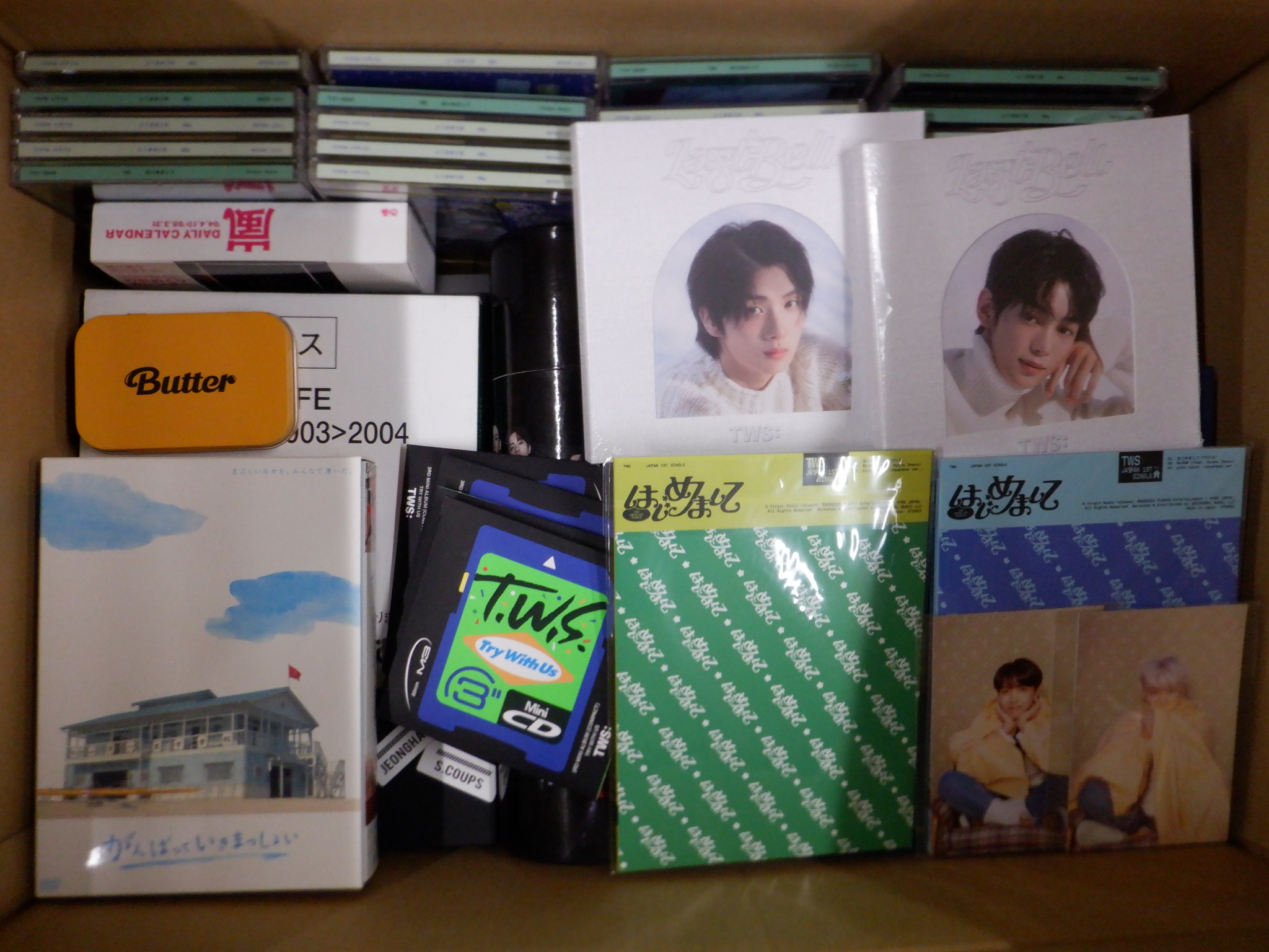 【グッズ詰め合わせ】