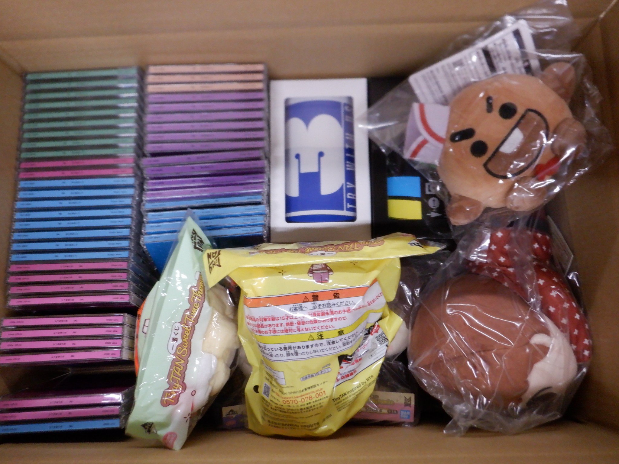 【グッズ詰め合わせ】