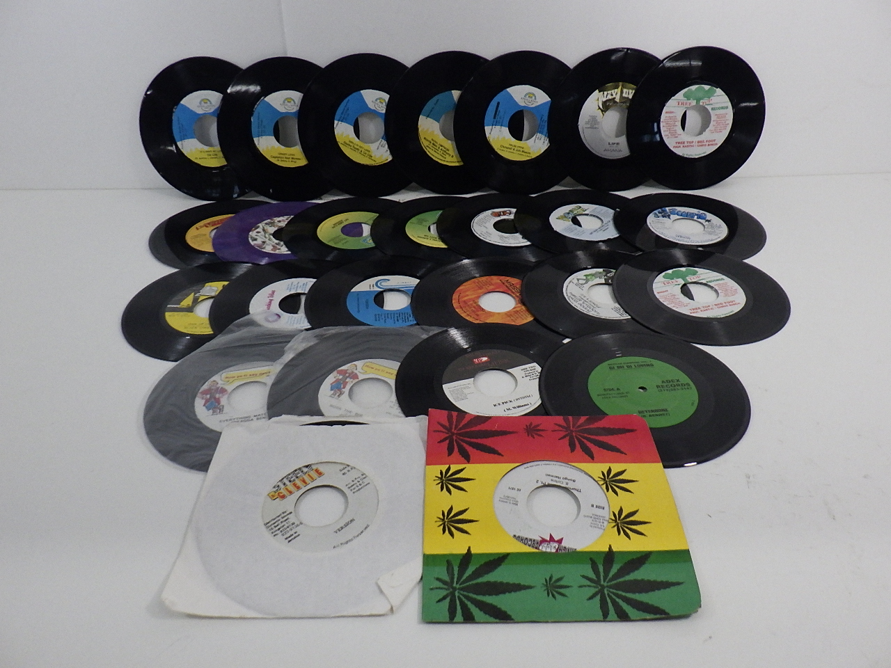 此商品圖像無法被轉載請進入原始網查看